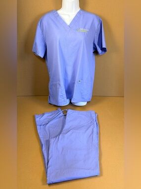 SPECTRUM  - SCRUBS - Sz S - Light Blue- V NECK SHORT SLEEVE TOP-pants Drawstring